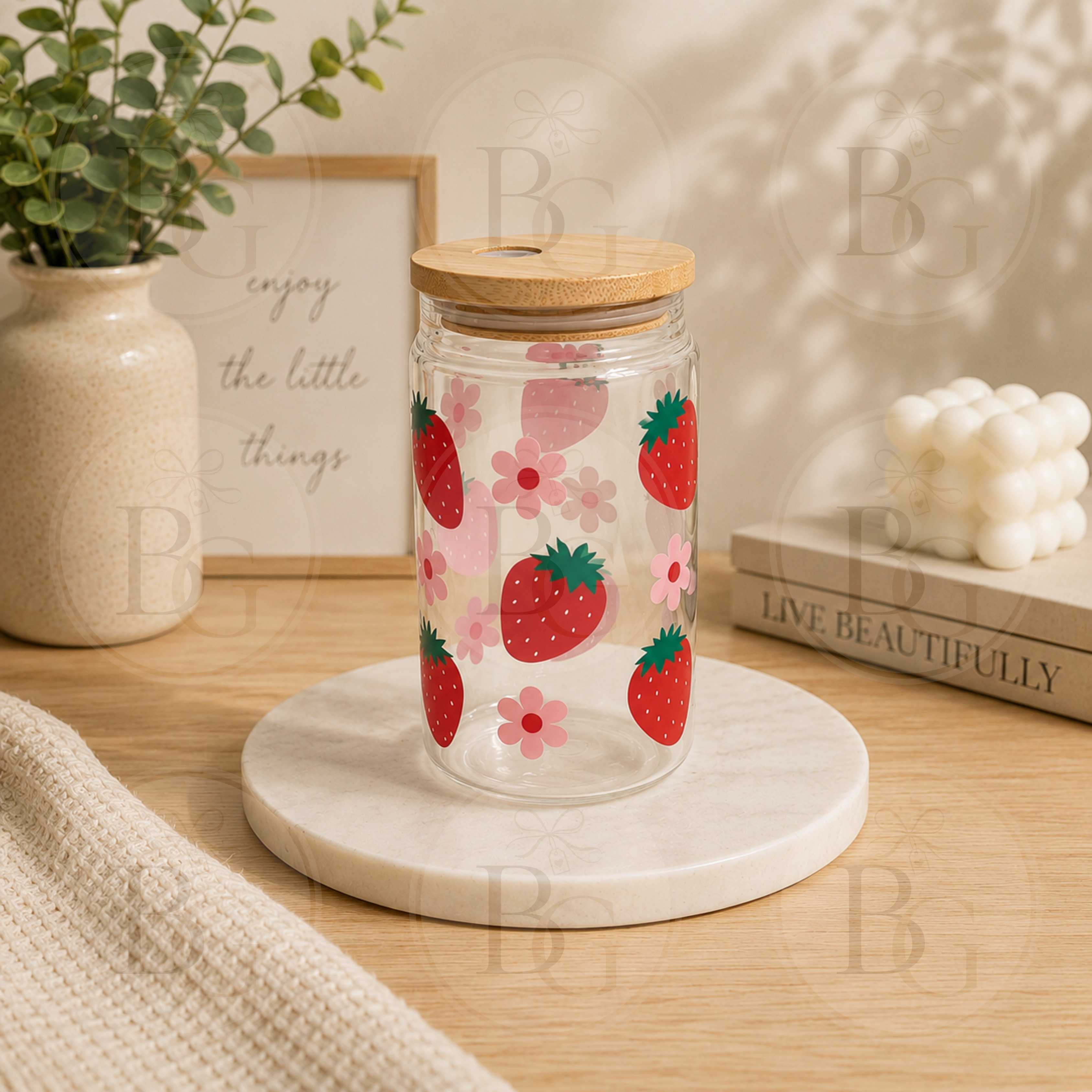 Strawberries & Flowers - 16oz Glass Tumbler