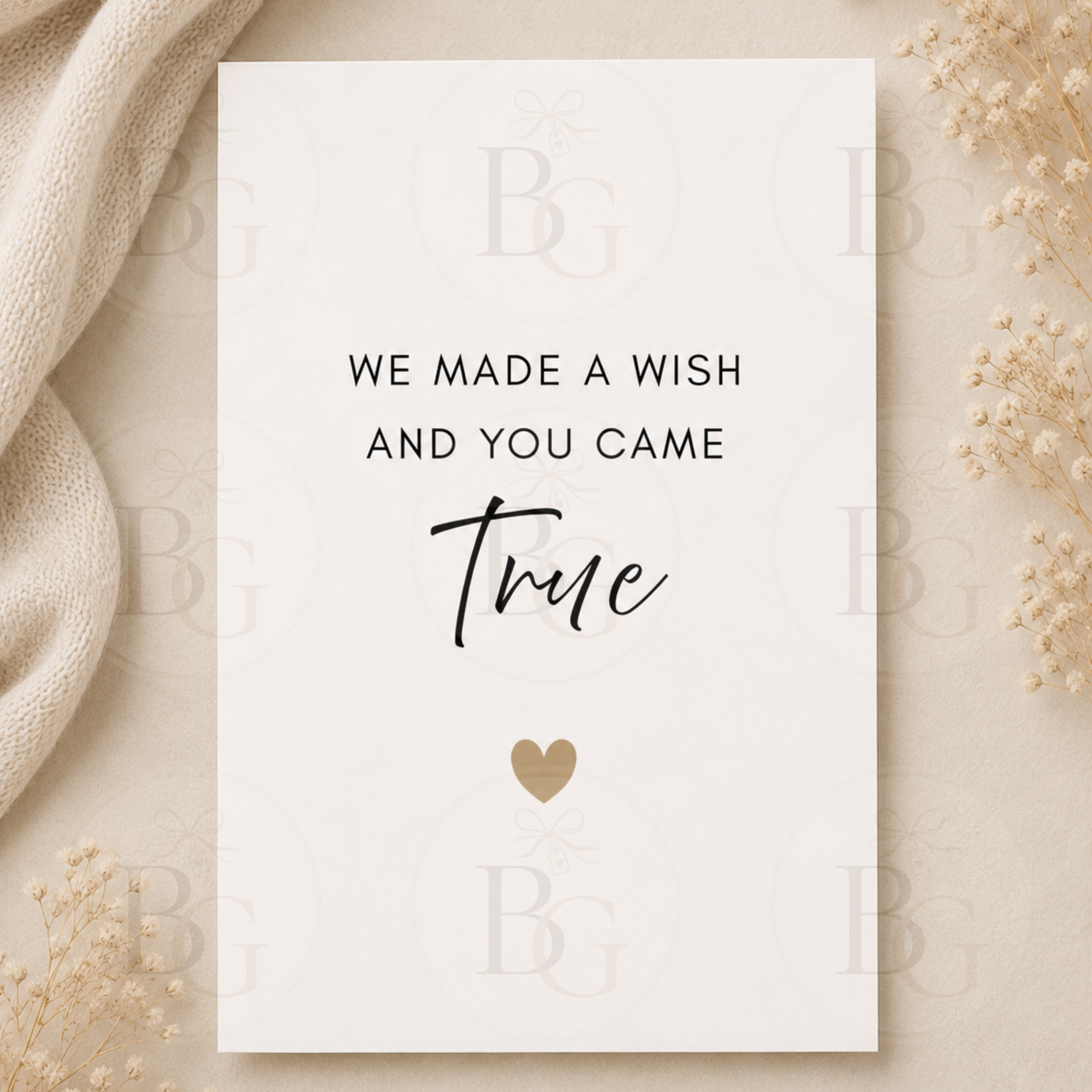 Minimalist Pregnancy Announcement Cards